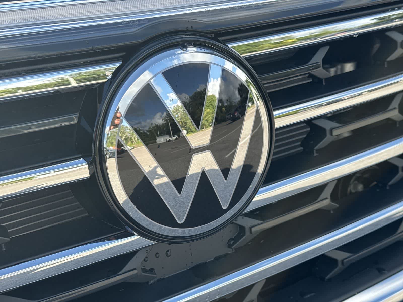 Volkswagen Atlas 2.0T SE con tecnología 2026