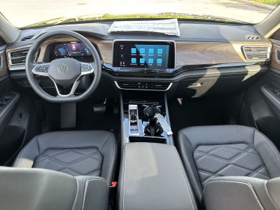 Volkswagen Atlas 2.0T SE con tecnología 2026