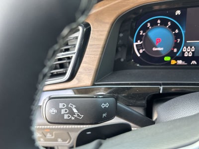 Volkswagen Atlas 2.0T SE con tecnología 2026