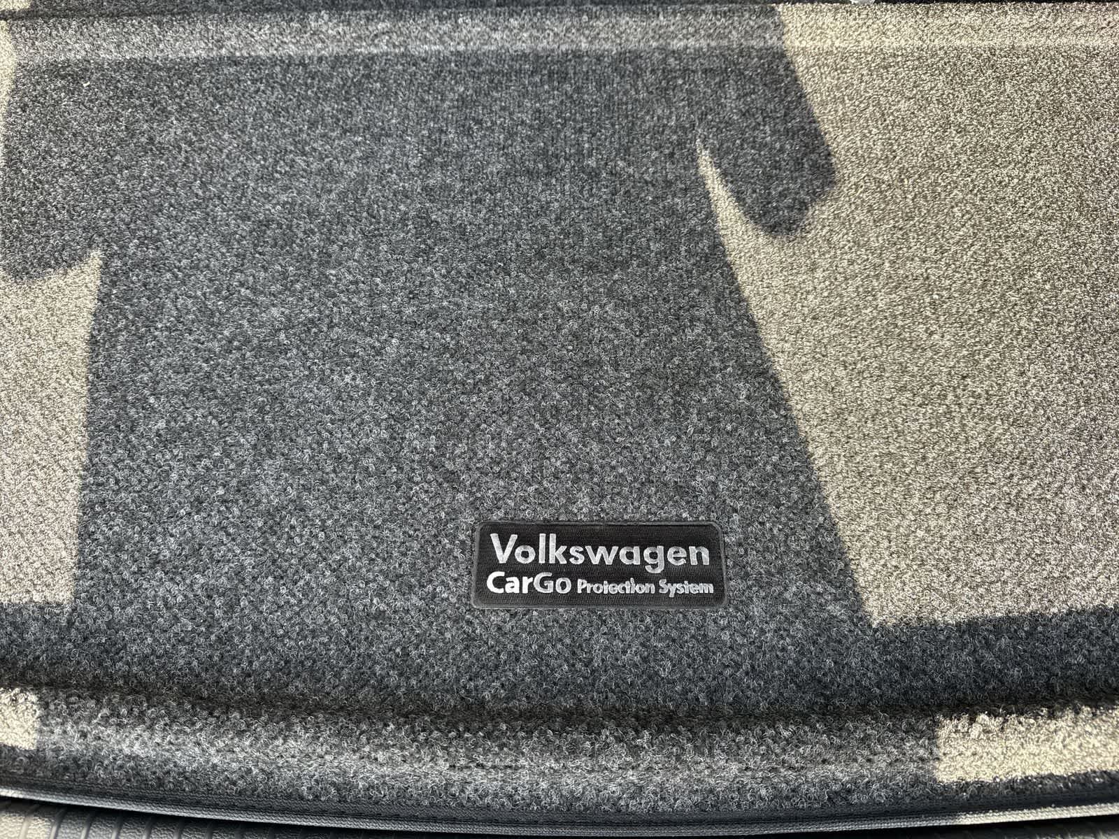 Volkswagen Atlas 2.0T SE con tecnología 2026