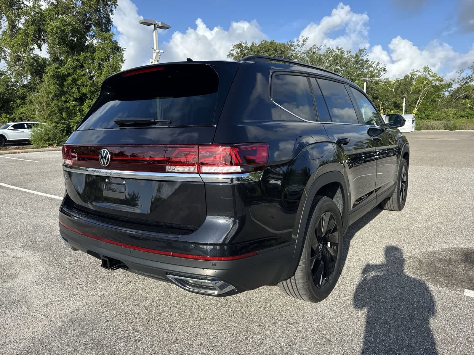 Volkswagen Atlas 2.0T SE con tecnología 2026