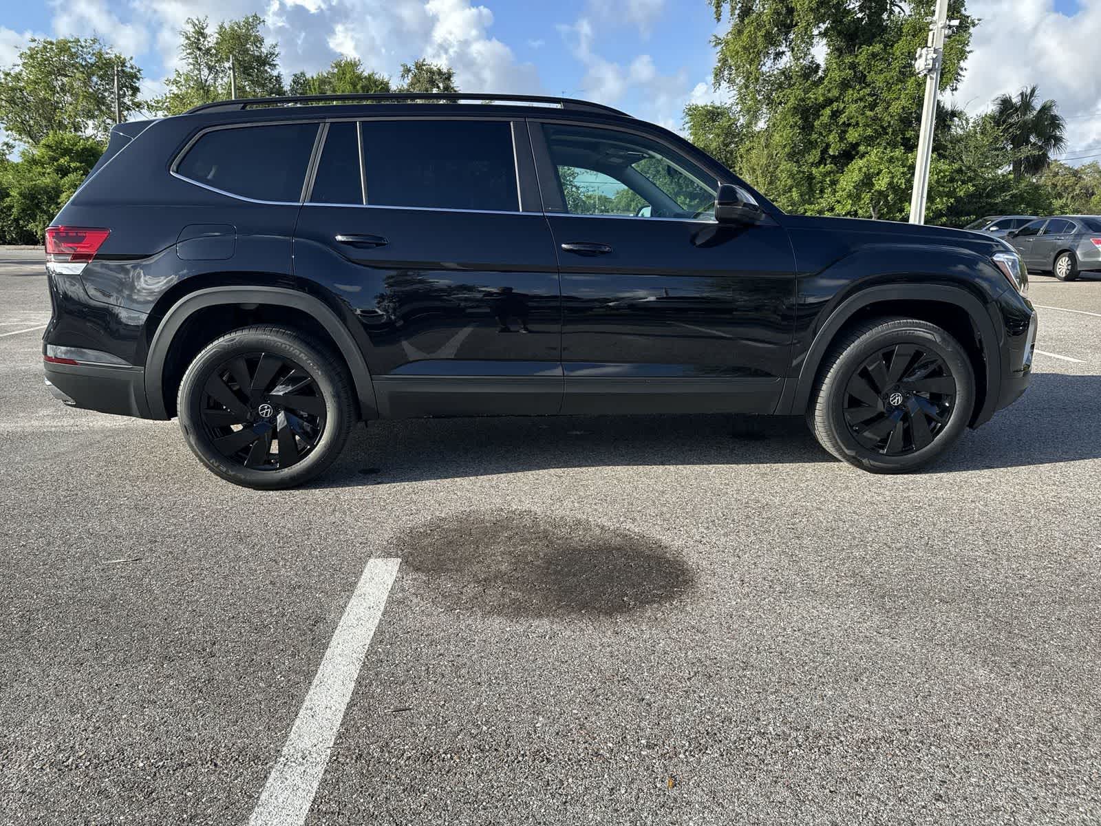 Volkswagen Atlas 2.0T SE con tecnología 2026