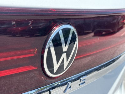 Volkswagen Atlas 2.0T SE con tecnología 2026