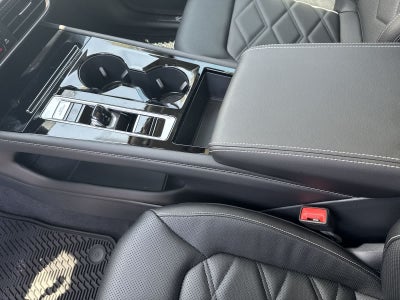 Volkswagen Atlas 2.0T SE con tecnología 2026