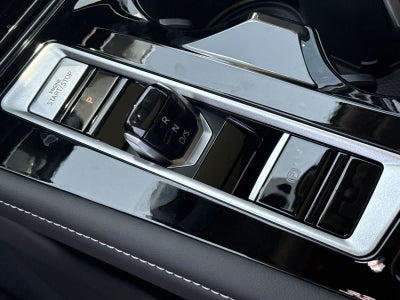 Volkswagen Atlas 2.0T SE con tecnología 2026
