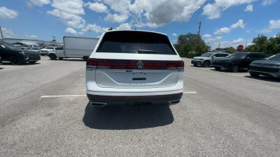 Volkswagen Atlas 2.0T SE con tecnología 2026