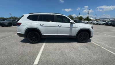 Volkswagen Atlas 2.0T SE con tecnología 2026
