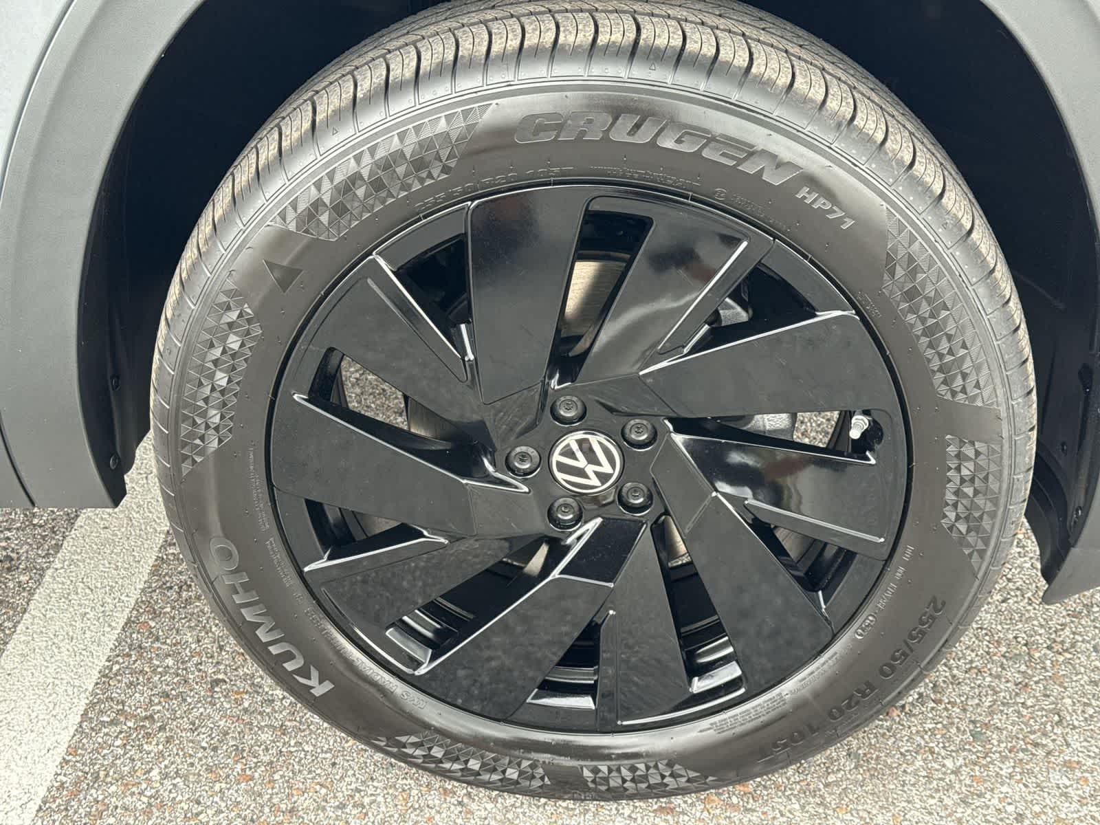 Volkswagen Atlas 2.0T SE con tecnología 2026