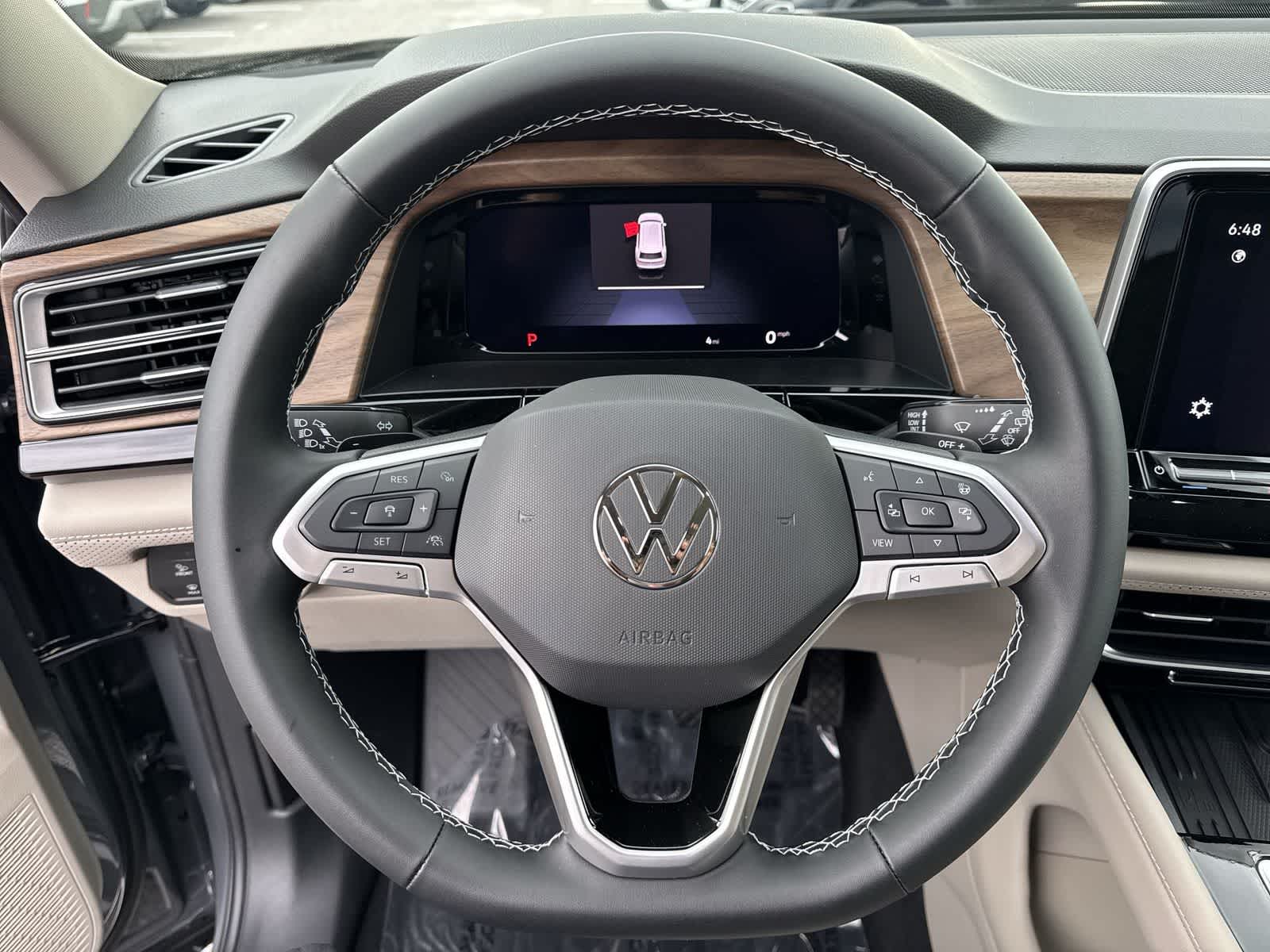 Volkswagen Atlas 2.0T SE con tecnología 2026
