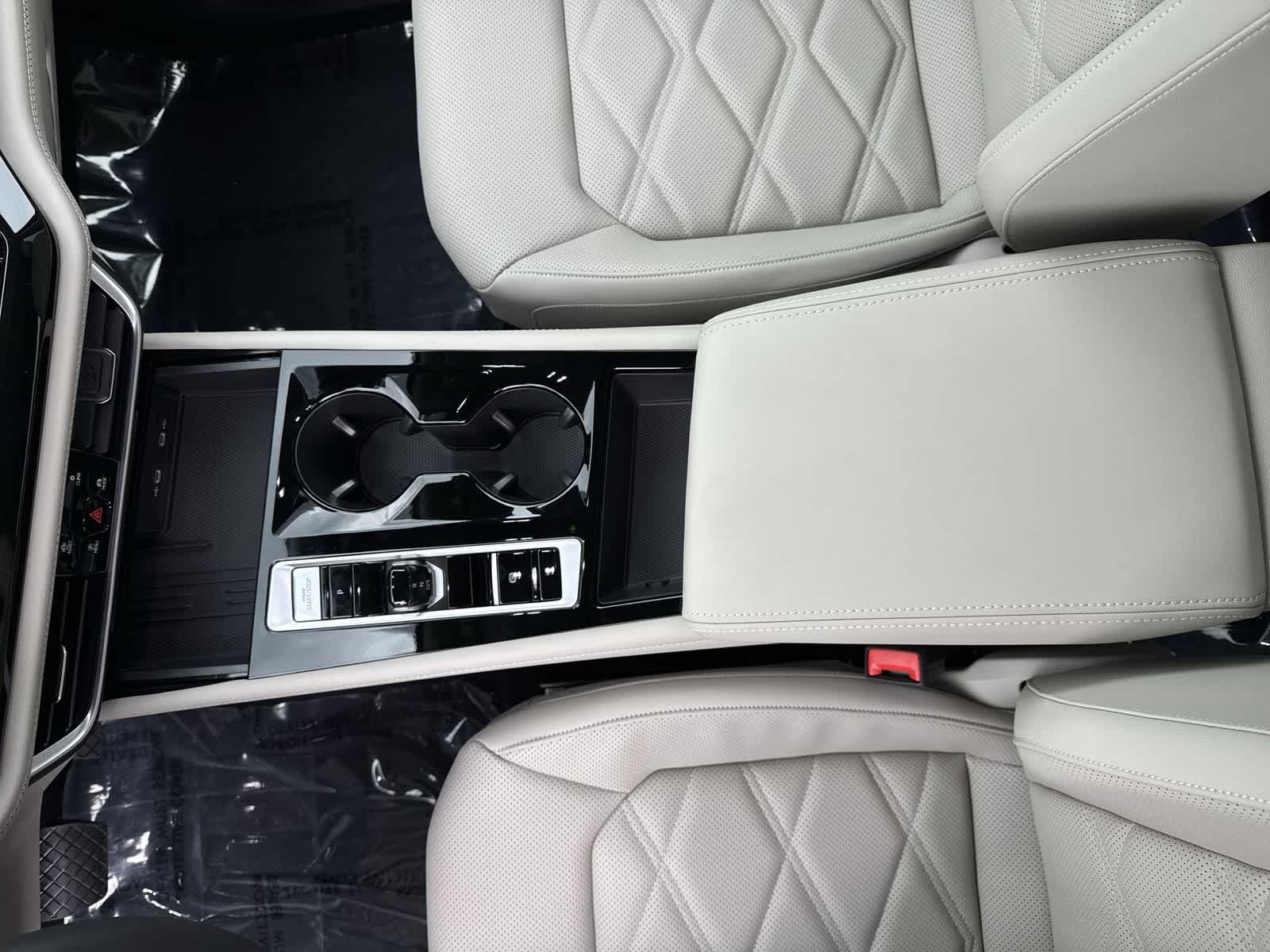 Volkswagen Atlas 2.0T SE con tecnología 2026
