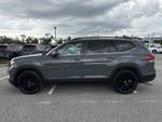 Volkswagen Atlas 2.0T SE con tecnología 2026