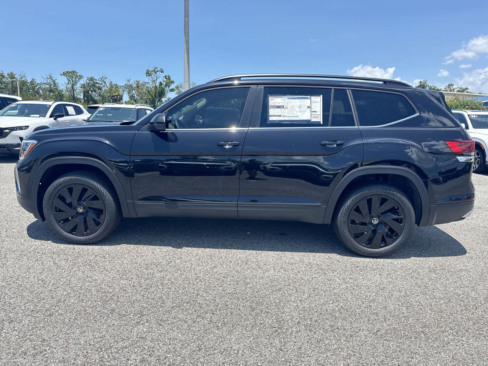 Volkswagen Atlas 2.0T SE con tecnología 2026