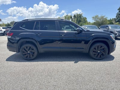 Volkswagen Atlas 2.0T SE con tecnología 2026
