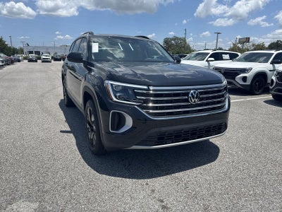 Volkswagen Atlas 2.0T SE con tecnología 2026