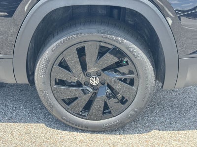 Volkswagen Atlas 2.0T SE con tecnología 2026
