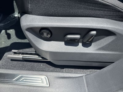 Volkswagen Atlas 2.0T SE con tecnología 2026