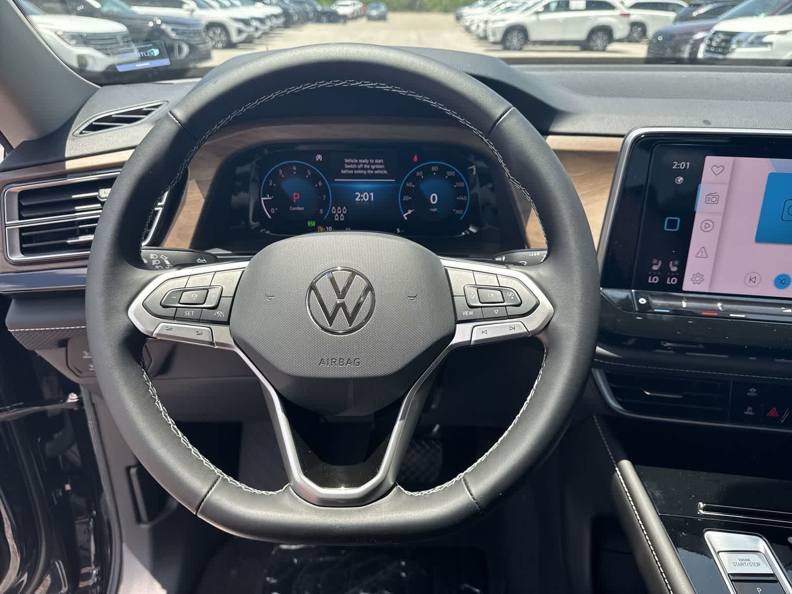 Volkswagen Atlas 2.0T SE con tecnología 2026