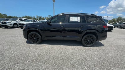 Volkswagen Atlas 2.0T SE con tecnología 2026
