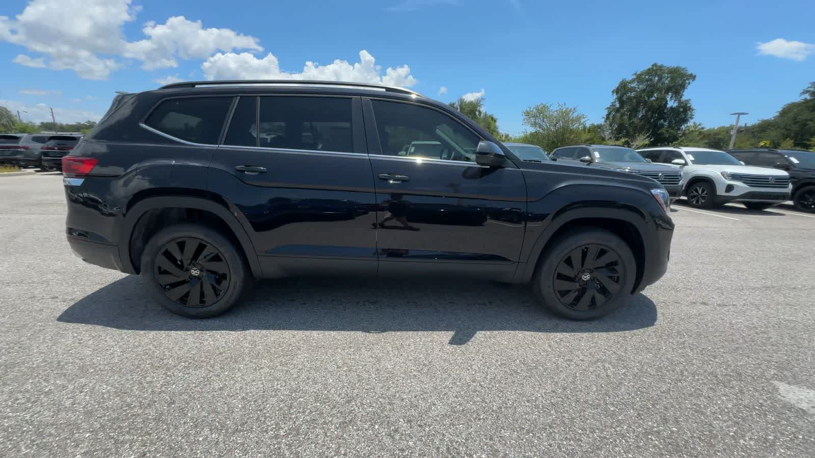 Volkswagen Atlas 2.0T SE con tecnología 2026