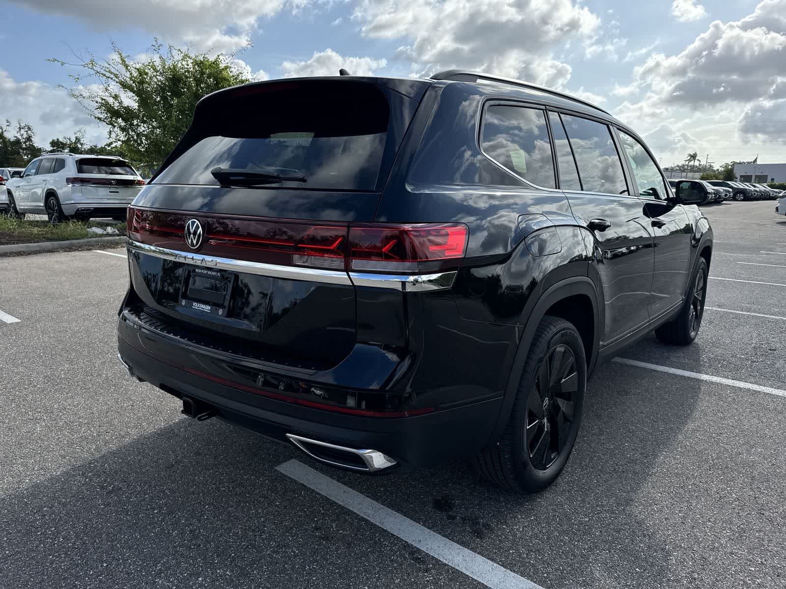 Volkswagen Atlas 2.0T SE con tecnología 2026