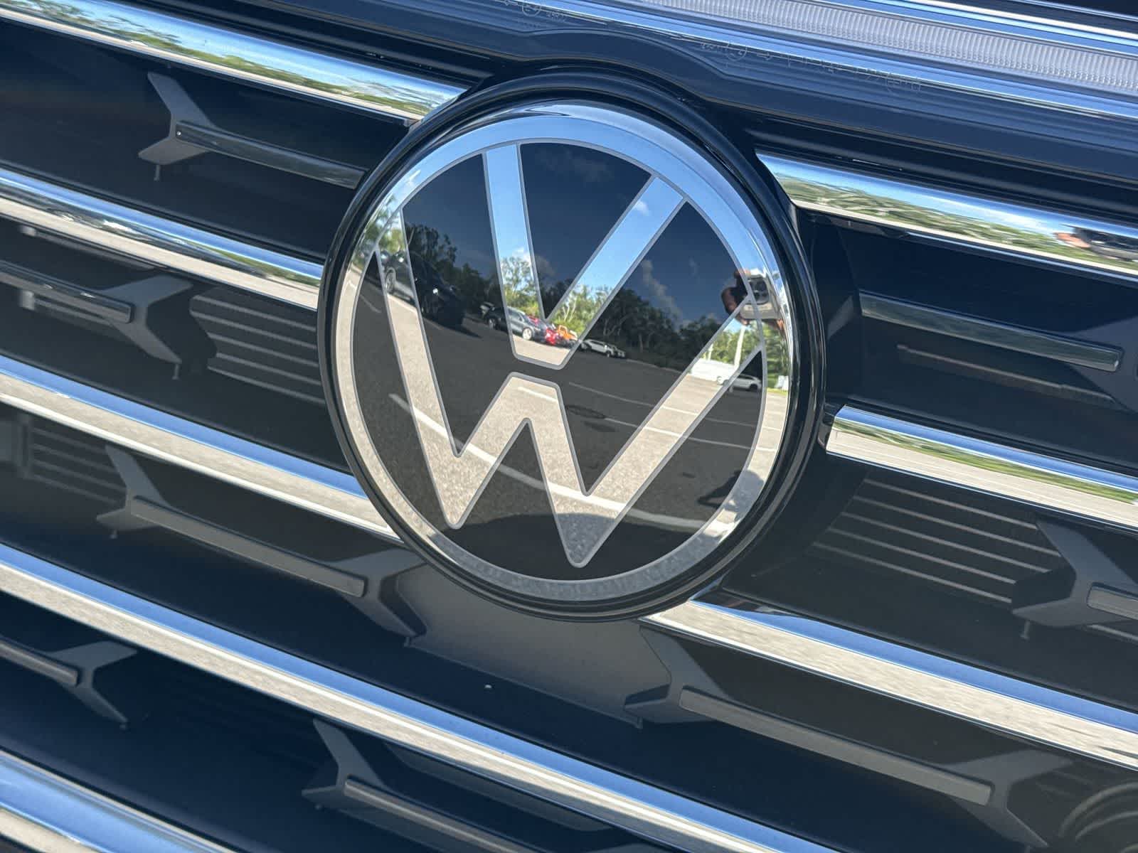 Volkswagen Atlas 2.0T SE con tecnología 2026
