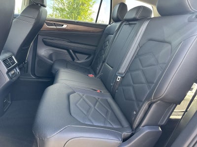 Volkswagen Atlas 2.0T SE con tecnología 2026