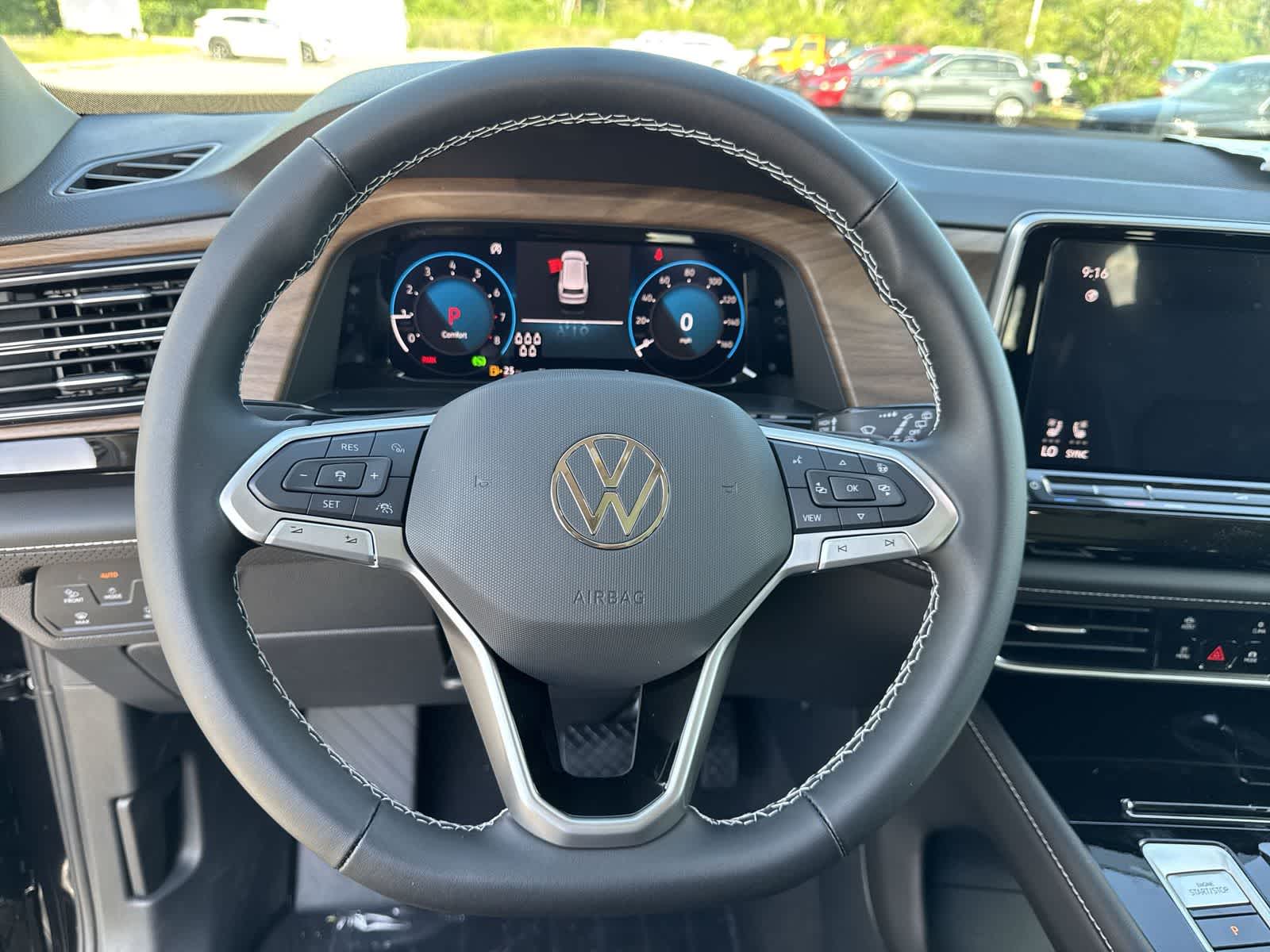 Volkswagen Atlas 2.0T SE con tecnología 2026
