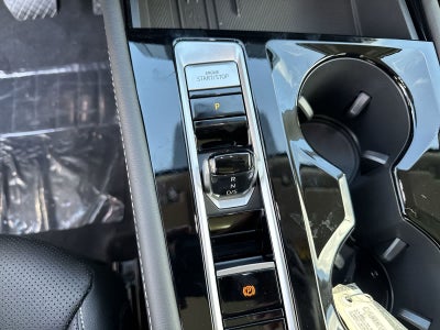 Volkswagen Atlas 2.0T SE con tecnología 2026