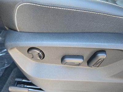 Volkswagen Atlas 2.0T SE con tecnología 2026