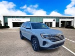 Volkswagen Atlas 2.0T SE con tecnología 2026