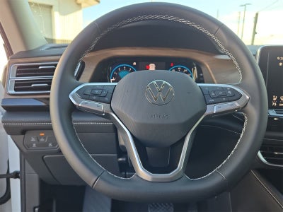 Volkswagen Atlas 2.0T SE con tecnología 2026