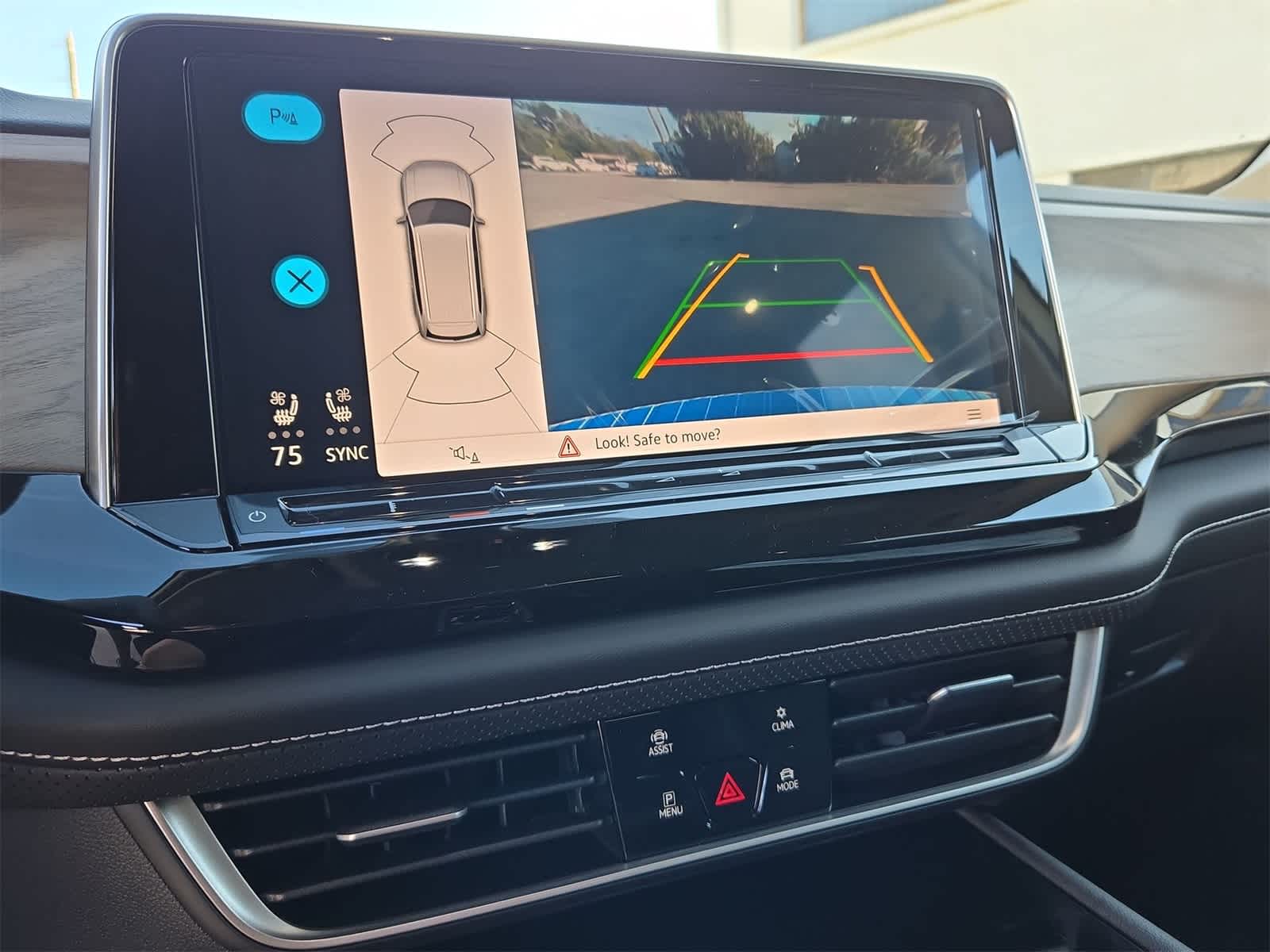 Volkswagen Atlas 2.0T SE con tecnología 2026