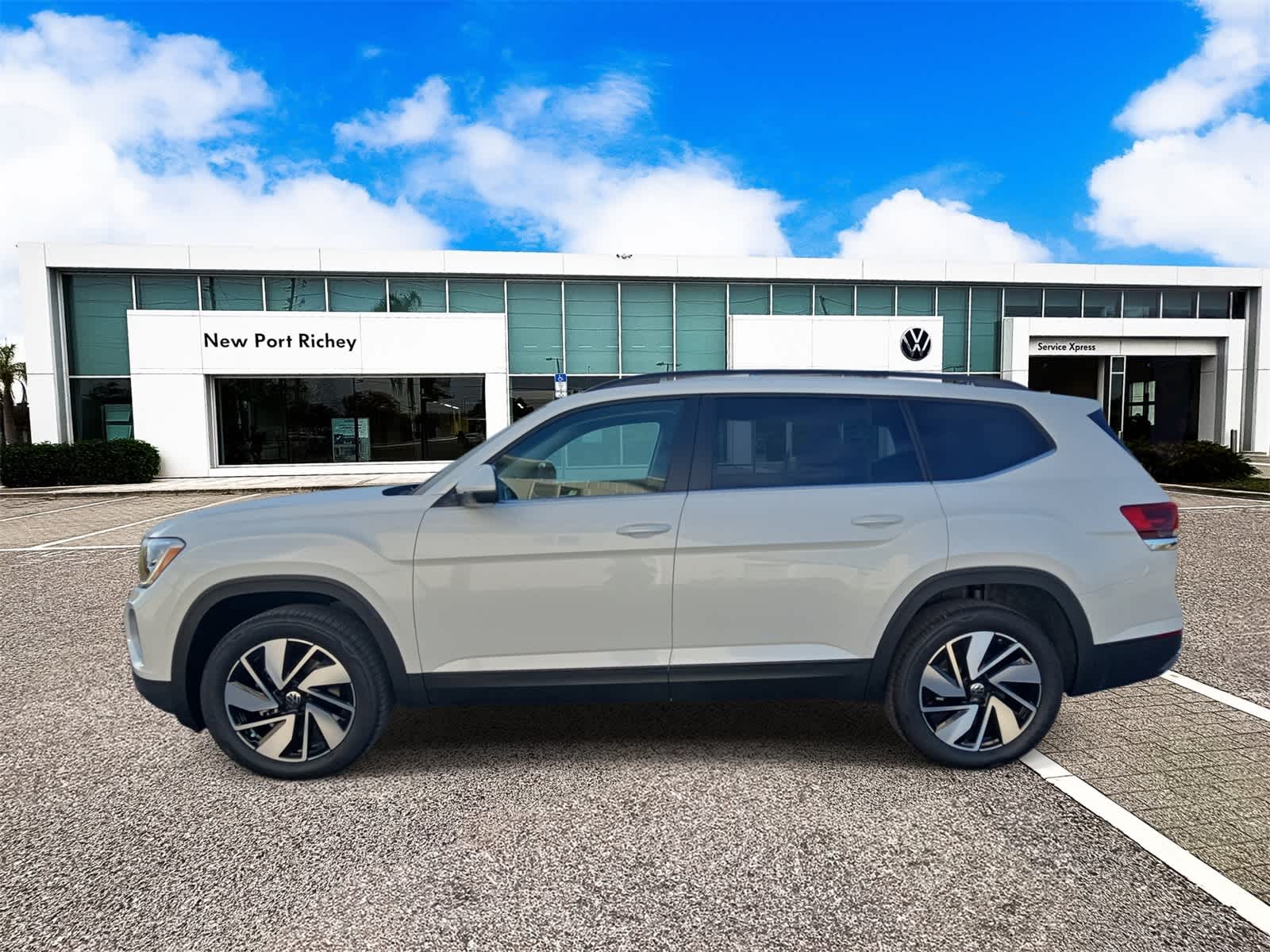 Volkswagen Atlas 2.0T SE con tecnología 2026