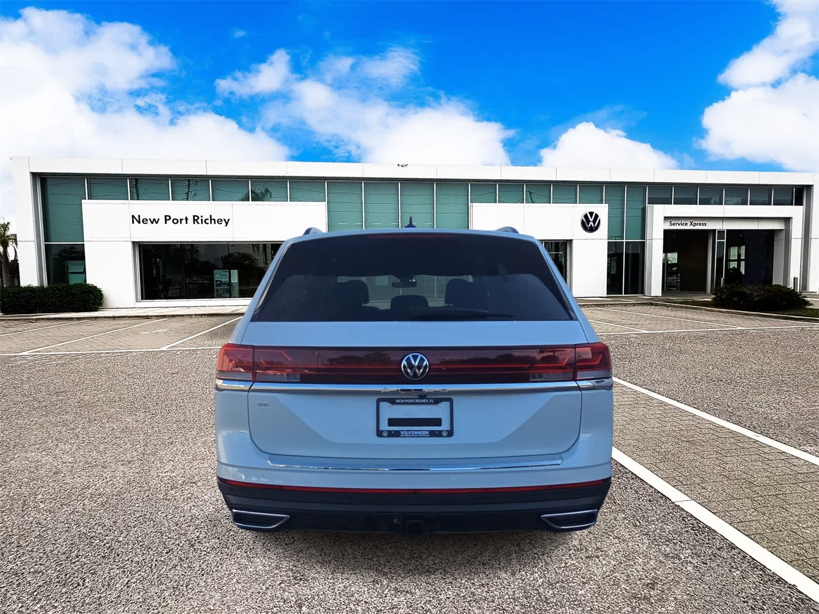 Volkswagen Atlas 2.0T SE con tecnología 2026