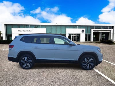 Volkswagen Atlas 2.0T SE con tecnología 2026