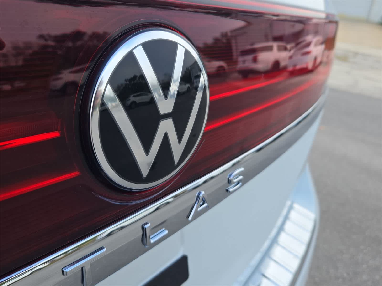 Volkswagen Atlas 2.0T SE con tecnología 2026