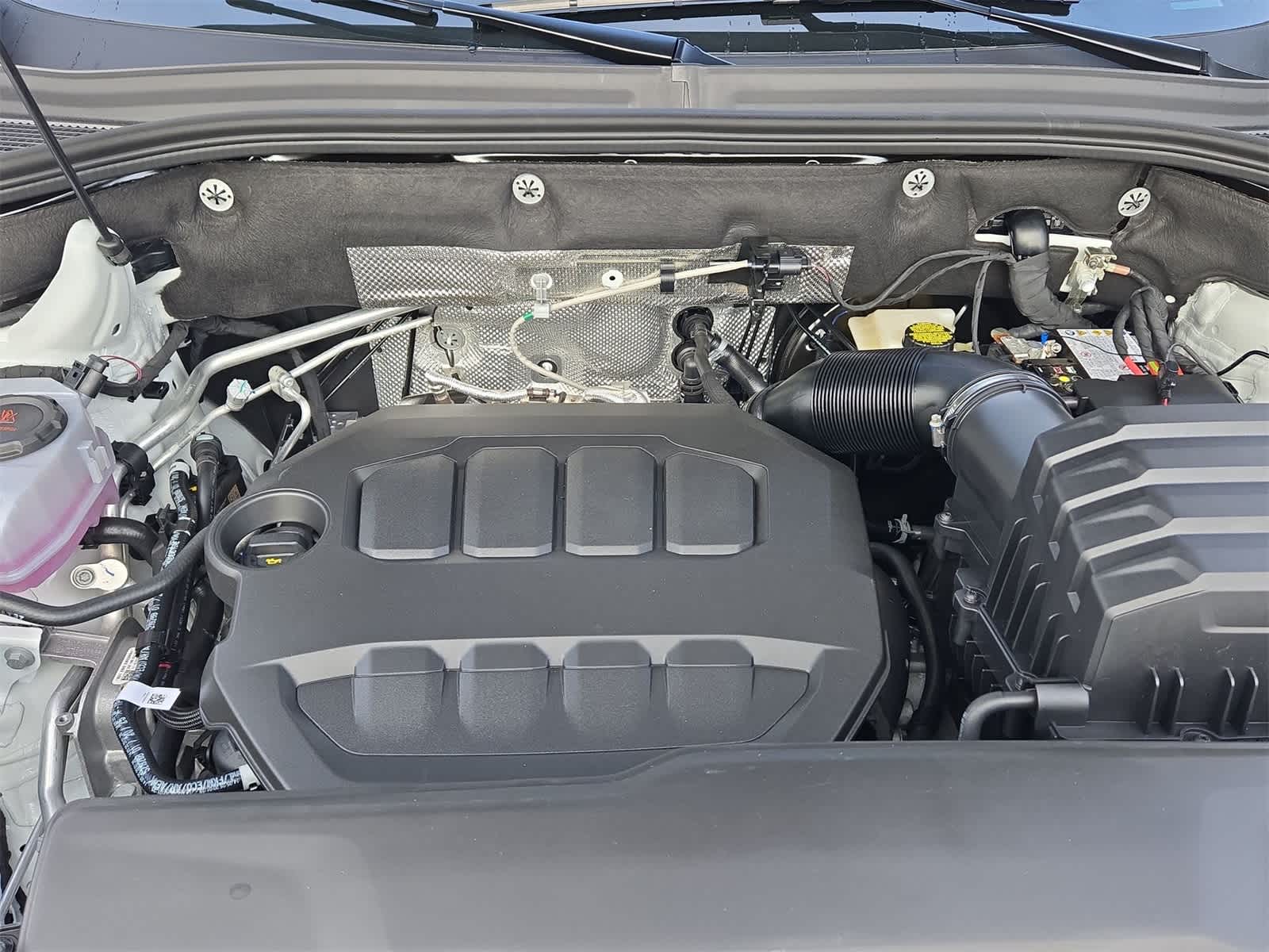 Volkswagen Atlas 2.0T SE con tecnología 2026