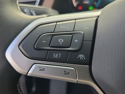 Volkswagen Atlas 2.0T SE con tecnología 2026