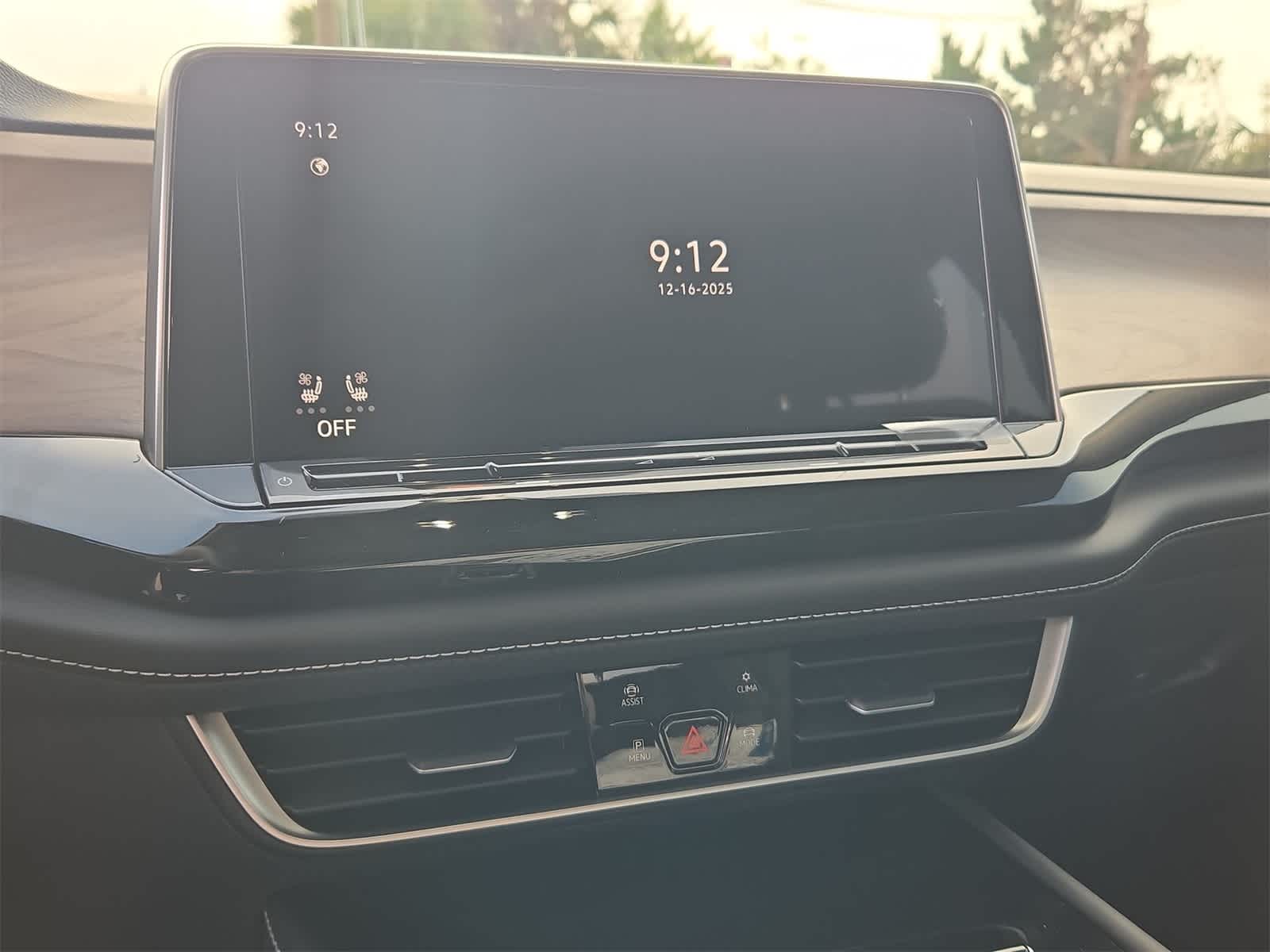 Volkswagen Atlas 2.0T SE con tecnología 2026