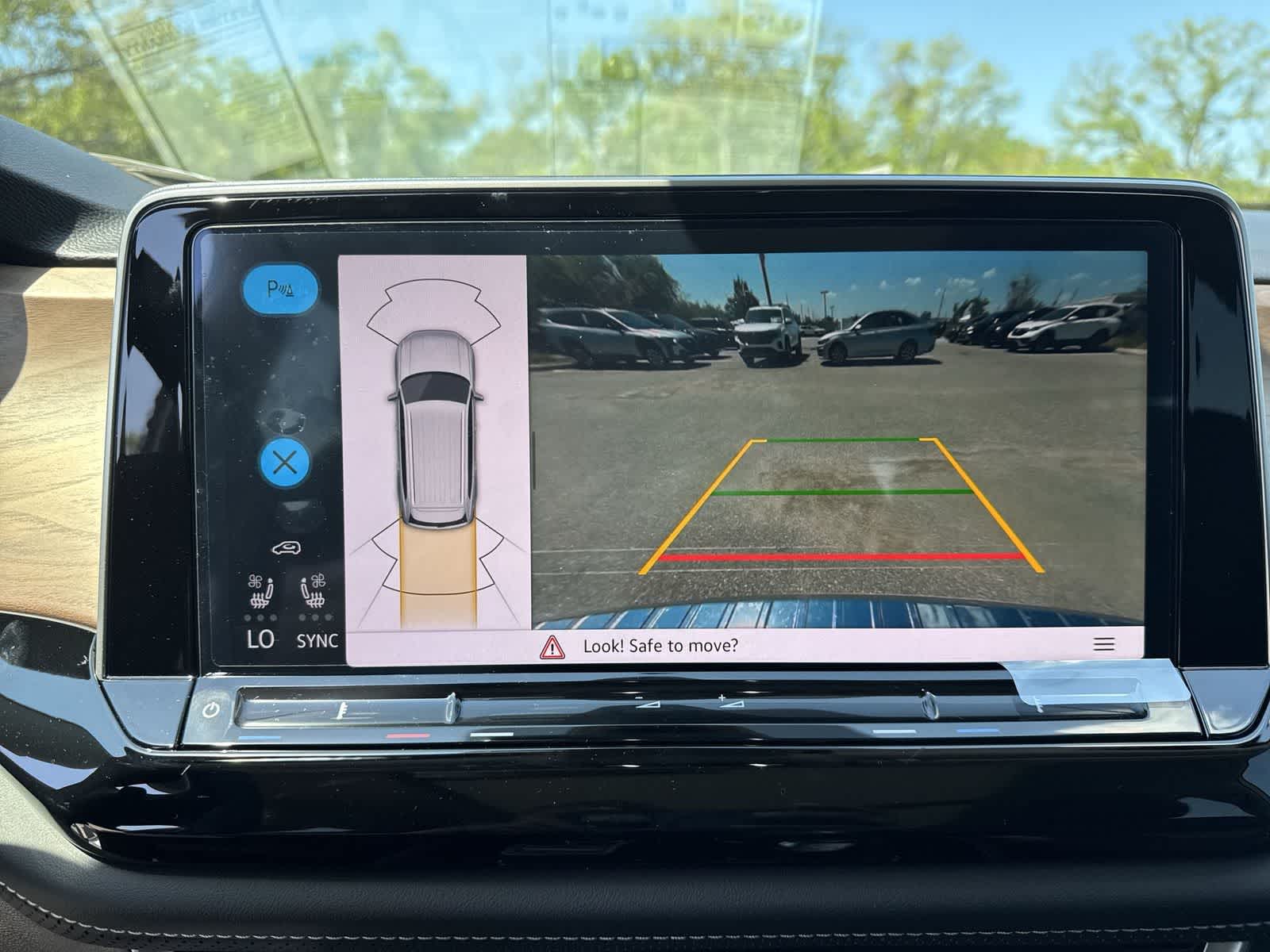 Volkswagen Atlas 2.0T SE con tecnología 2026