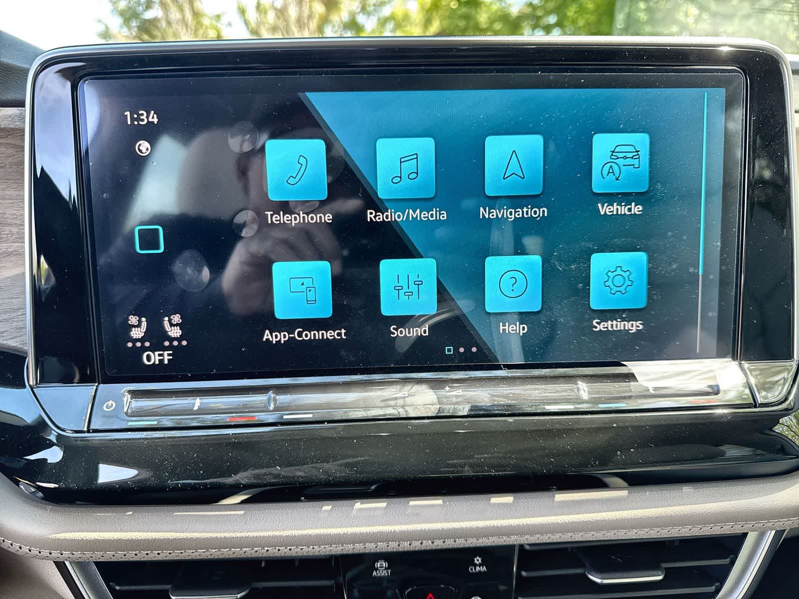 Volkswagen Atlas 2.0T SE con tecnología 2026