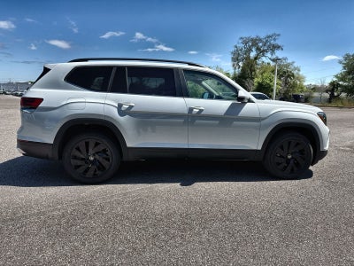 Volkswagen Atlas 2.0T SE con tecnología 2026
