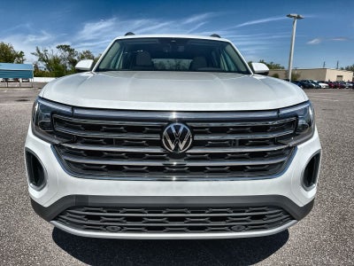Volkswagen Atlas 2.0T SE con tecnología 2026