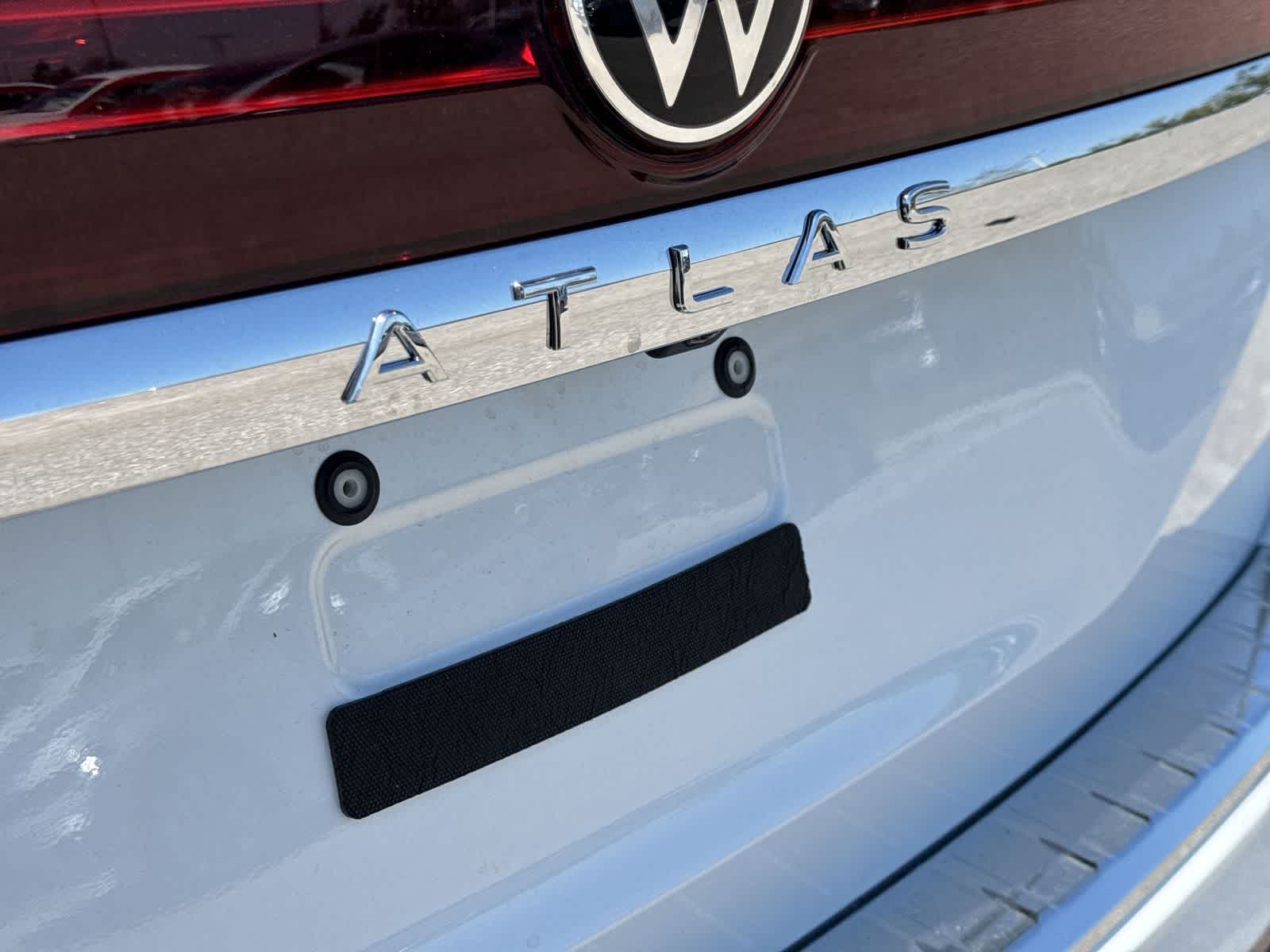 Volkswagen Atlas 2.0T SE con tecnología 2026