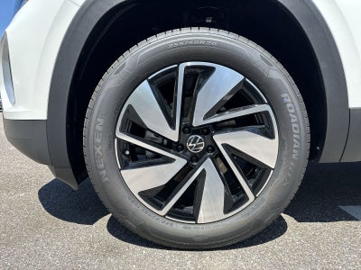 Volkswagen Atlas 2.0T SE con tecnología 2026