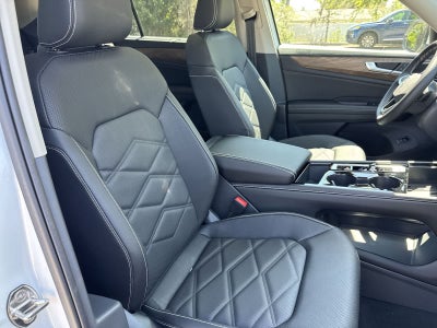 Volkswagen Atlas 2.0T SE con tecnología 2026