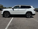 Volkswagen Atlas 2.0T SE con tecnología 2026