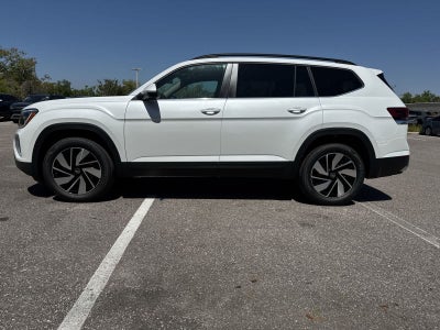 Volkswagen Atlas 2.0T SE con tecnología 2026