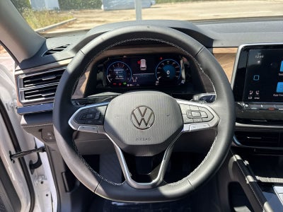 Volkswagen Atlas 2.0T SE con tecnología 2026