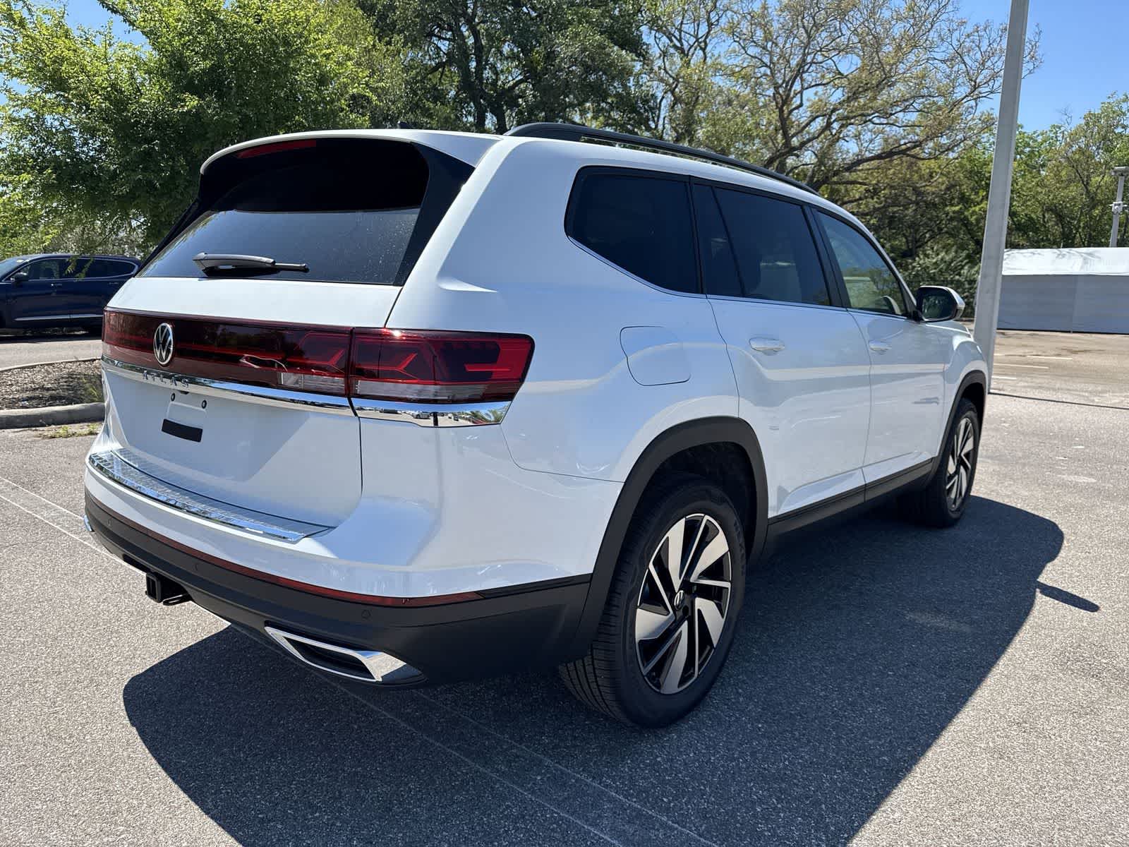 Volkswagen Atlas 2.0T SE con tecnología 2026